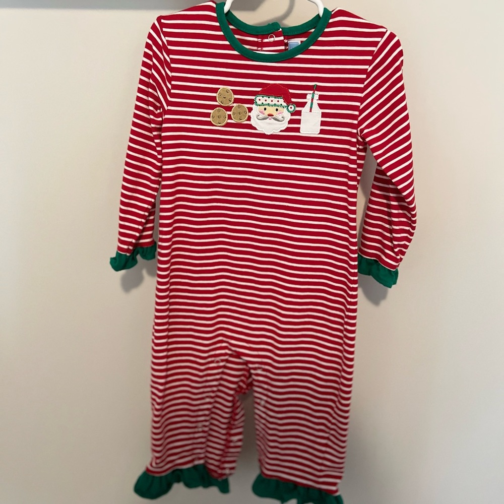 TROTTER STREET KIDS
*MILK & COOKIES RUFFLE ROMPER